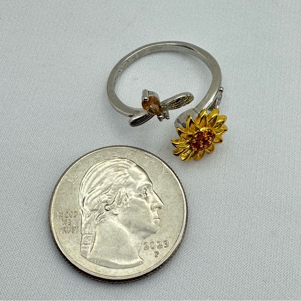 Silver Tone Adjustable Spinner Flower Ring Cubic Zirconia Statement - Picture 3 of 7